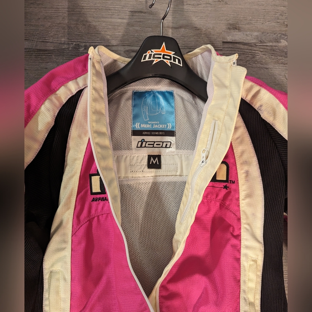 Women's Icon Motorcycle Jacket - Picture 3 of 3
